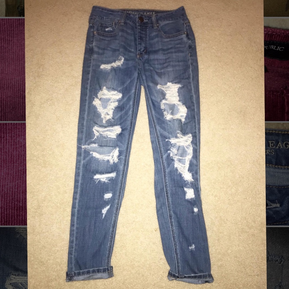 American Eagle Mom Jeans Ripped